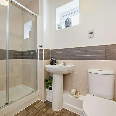2 Bed In Charlestown 50111